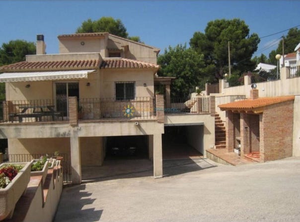 Oliva, Valencian Community 46780