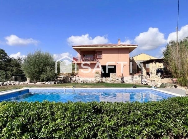 Valls, Catalonia 43800