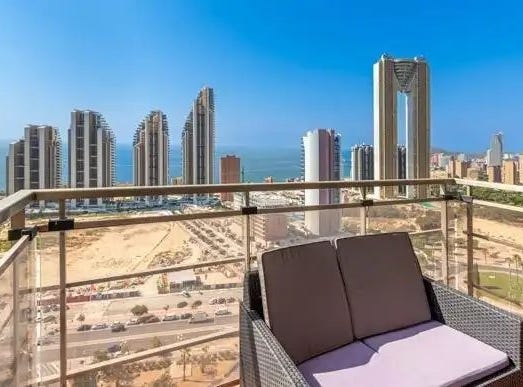 Benidorm, Valencian Community 03502