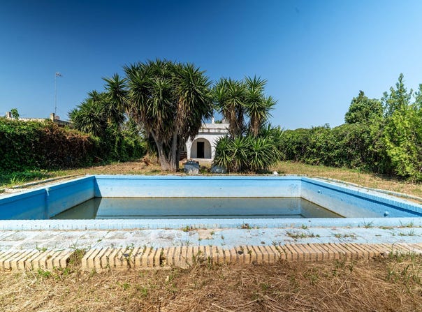Utrera, Andalusia 41710
