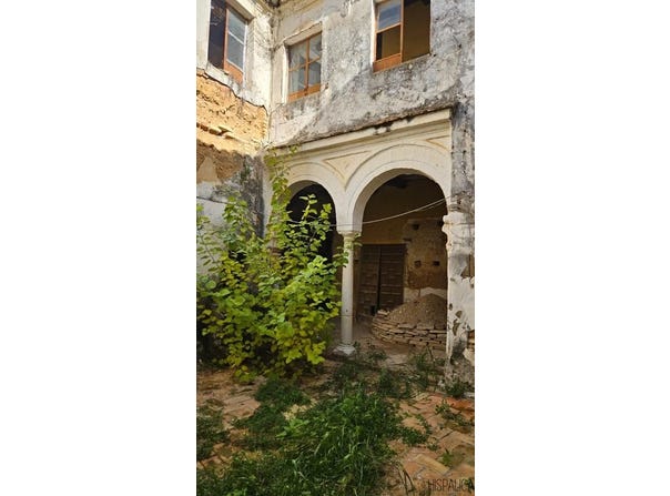 Carmona, Andalusia 41410
