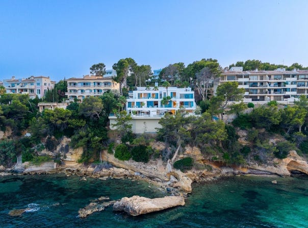 Cala Vinyes, Balearic Islands 07181