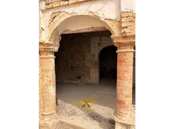 Carmona, Andalusia 41410