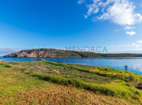 Es Mercadal, Balearic Islands 07740