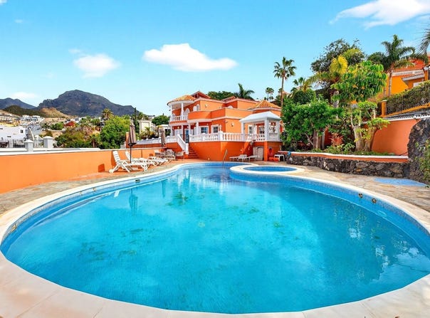 San Eugenio, Canary Islands 38660