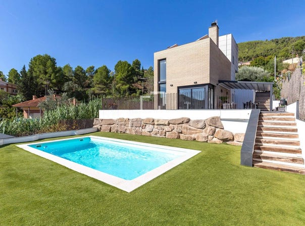 Vallirana, Catalonia 08759