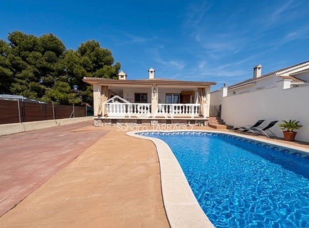 Cunit, Catalonia 43881