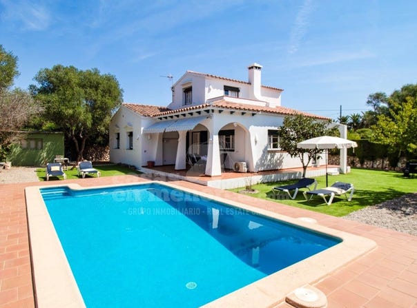 Es Castell, Balearic Islands 07720