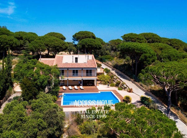 Cabrera de Mar, Catalonia 08349