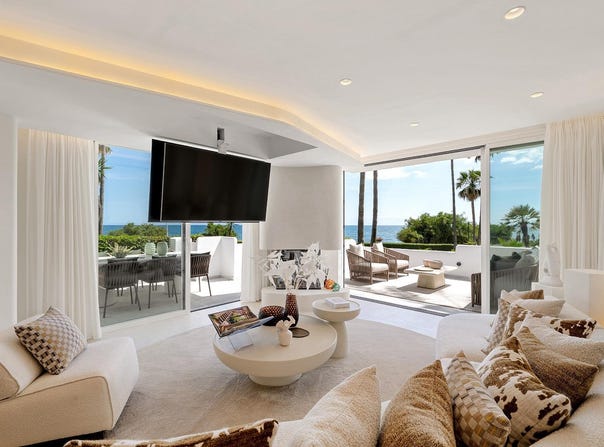 Estepona, Andalusia 29689