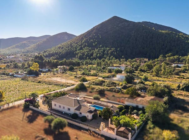 Jalon, Valencia 03727