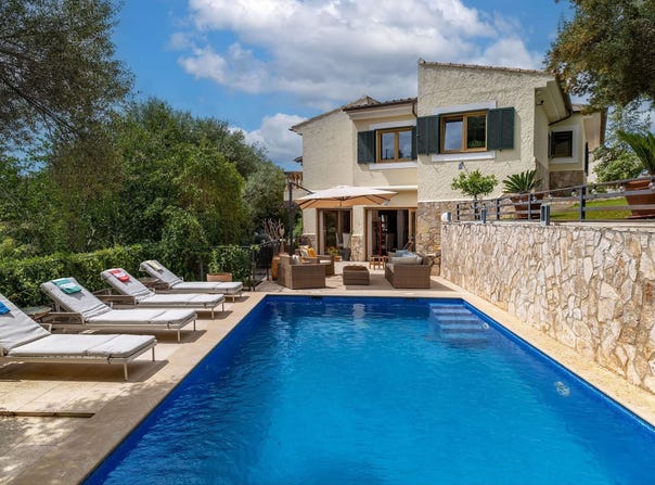 Calvià, Balearic Islands 07184