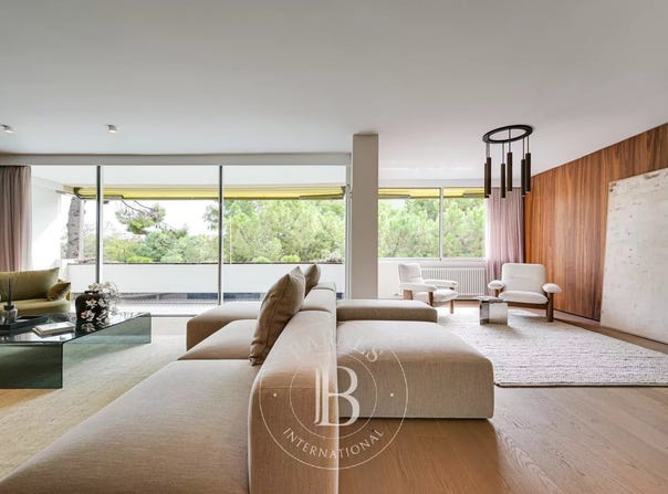 Barcelona, Catalonia 08034
