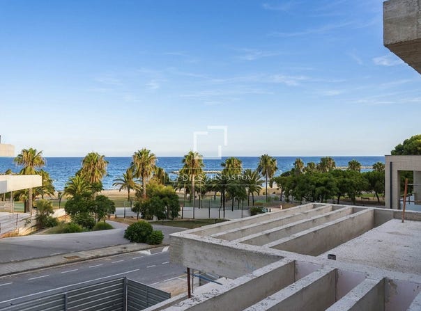 Cambrils, Catalonia 43850