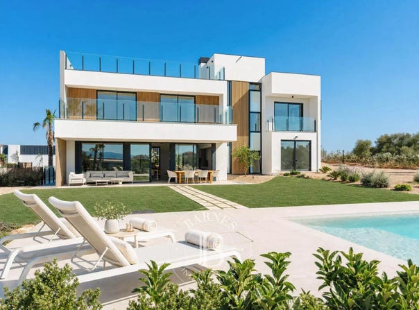 Son Ferrer, Balearic Islands 07181