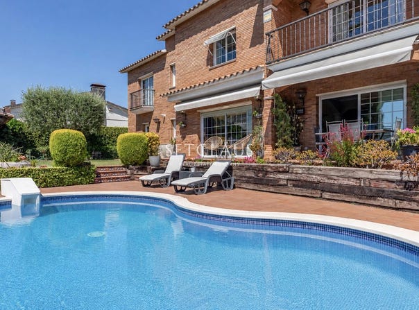 Vilassar de Dalt, Catalonia 08339