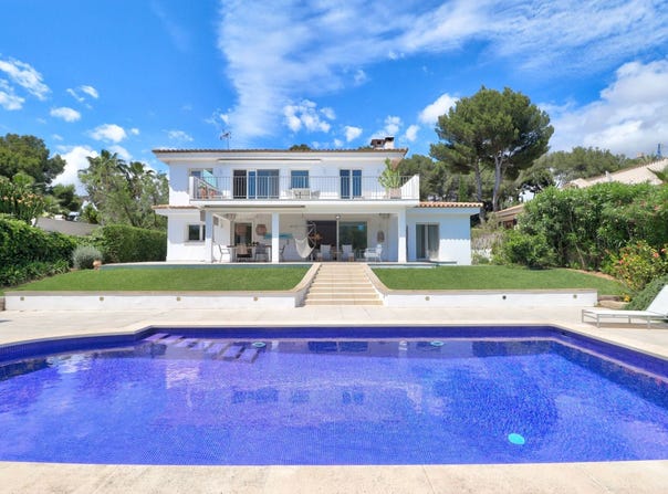 Calvià, Balearic Islands 07184