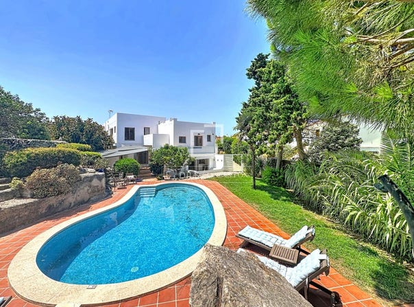 Es Castell, Balearic Islands 07720