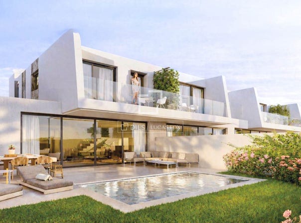 Cambrils, Catalonia 43850