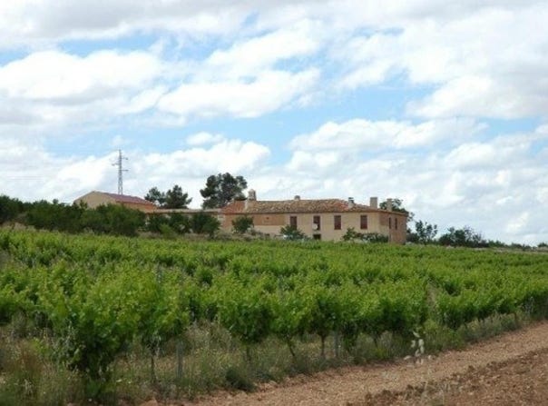 Almansa, Castile-La Mancha 02640