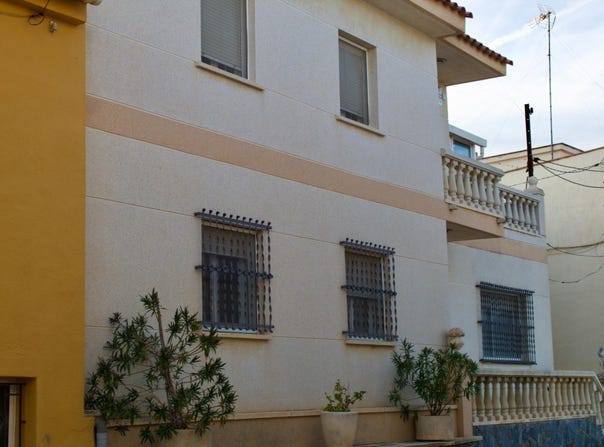 Valls, Catalonia 43800