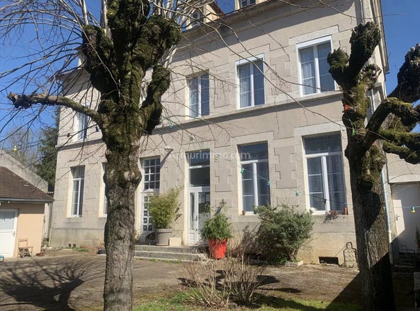 Noyers, Burgundy 89310
