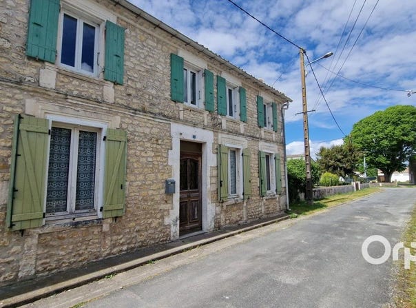Le Gua, Poitou-Charentes 17600