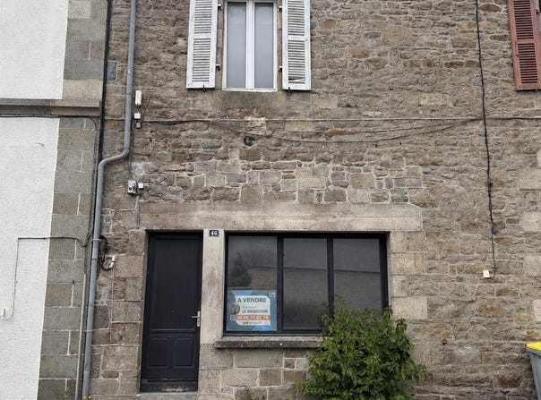 Plouaret, Brittany 22420