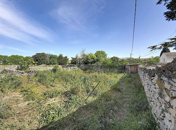 Tavel, Languedoc-Roussillon 30126