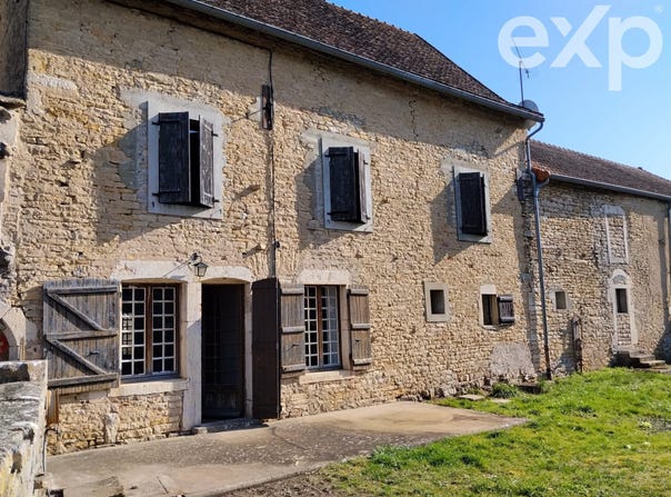 Laives, Burgundy 71240