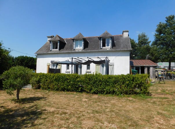 Châteauneuf-du-Faou, Finistère 29520