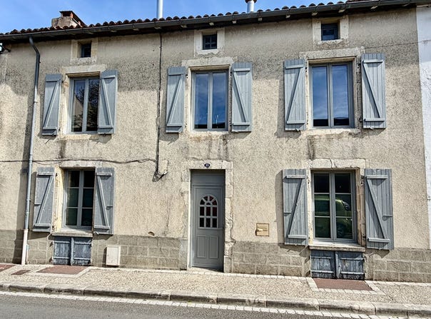 Ruffec, Poitou-Charentes 16700