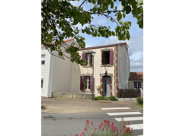 AVRILLE, Pays de la Loire 85440
