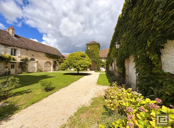 Givry, Burgundy 71640