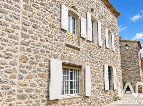 Fons-sur-Lussan, Languedoc-Roussillon 30580