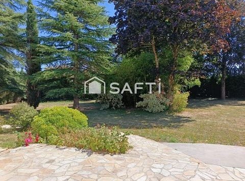 Lanvallay, Bretagne 22100