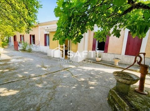 Montlieu-La-Garde, Poitou-Charentes 17210
