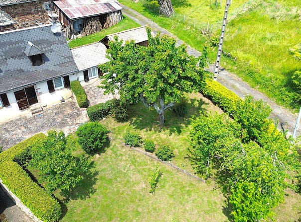 VILLECOMTAL, Occitanie 12580