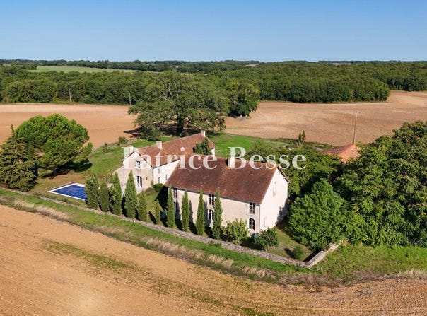 Poitiers, Poitou-Charentes 86000