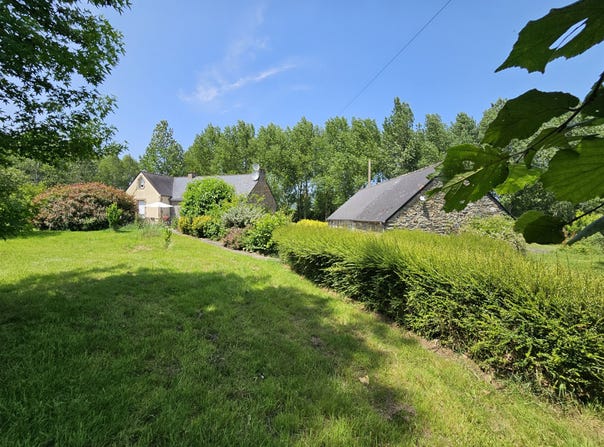 Cléguérec, Brittany 56480