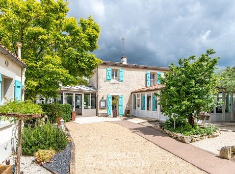 LUCON, Pays de la Loire 85400