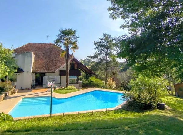 Orthez, Aquitaine 64300