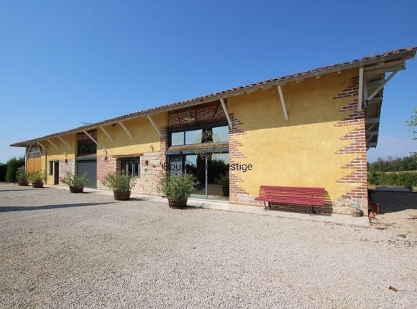 Tournus, Burgundy 71700