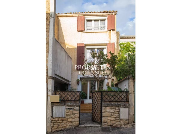 Vénéjan, Languedoc-Roussillon 30200