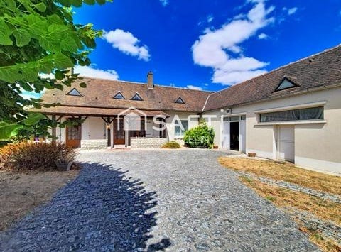 Chambon-La-Foret, Centre 45340