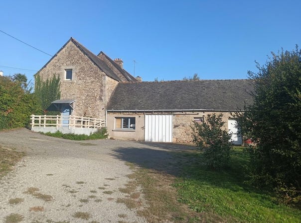 Cléguérec, Brittany 56480