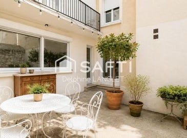 Reims, Champagne-Ardenne 51100