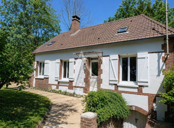 GISORS, Normandy 27140