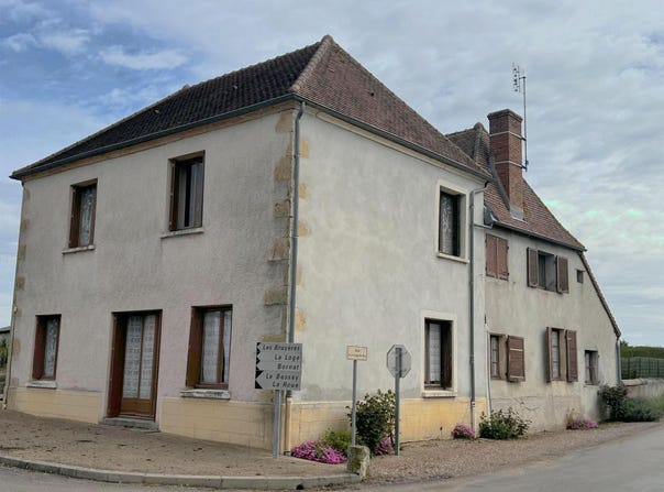 Versaugues, Burgundy 71110