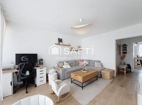 Reims, Champagne-Ardenne 51100